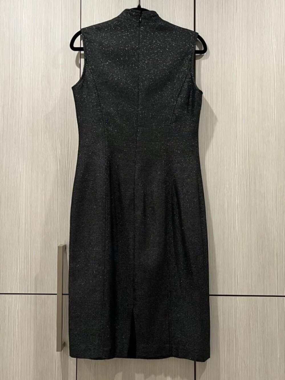 Coldwater Creek | V-Neck Sheath Midi Dress | Black Silver Metallic | Size 6